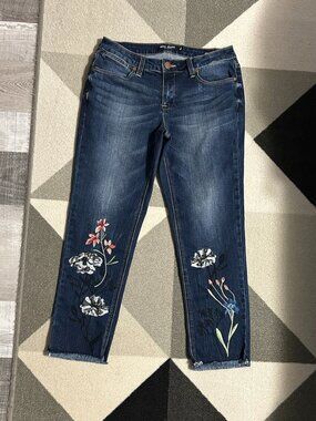 Max Jeans Floral Embroidered Straight Crop Frayed Hem Jeans Women's Size 4